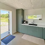3 Bedroom Amazing In Vaeggerlose Bøtø By